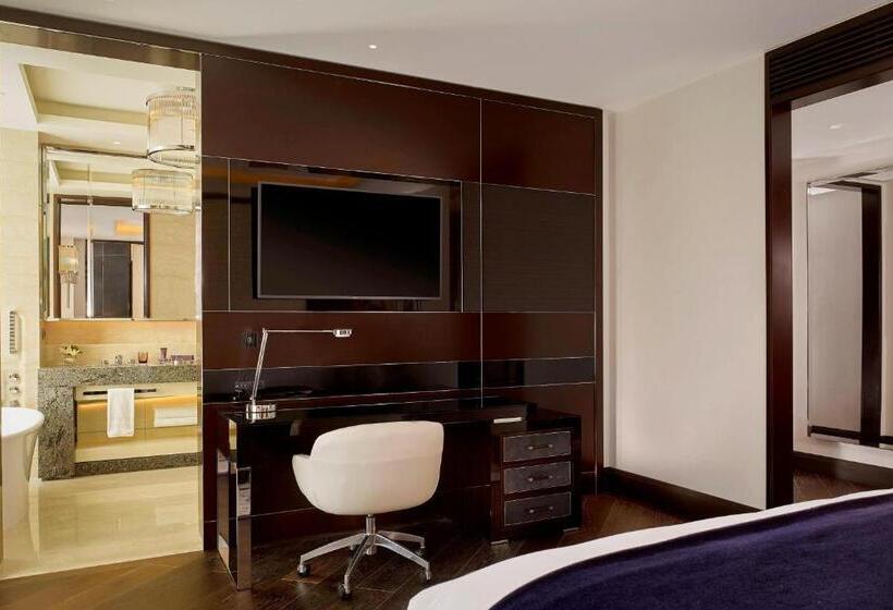 Camera Deluxe Letto King, The Ritzcarlton, Astana