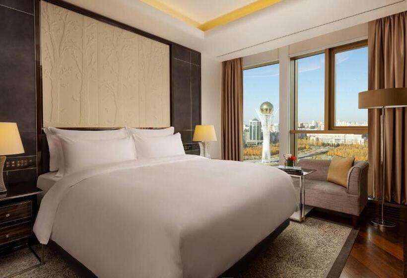Suite Junior Letto King, The Ritzcarlton, Astana
