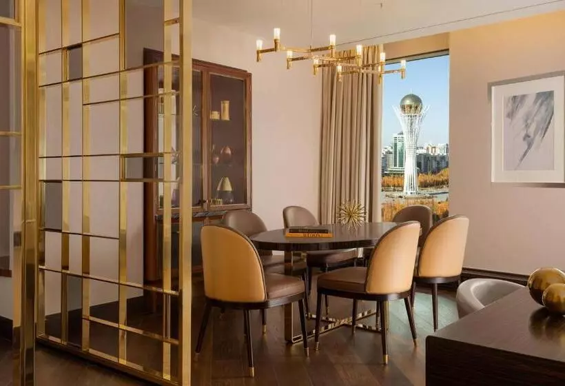 سوئیت اجرایی با تخت کینگ, The Ritzcarlton, Astana