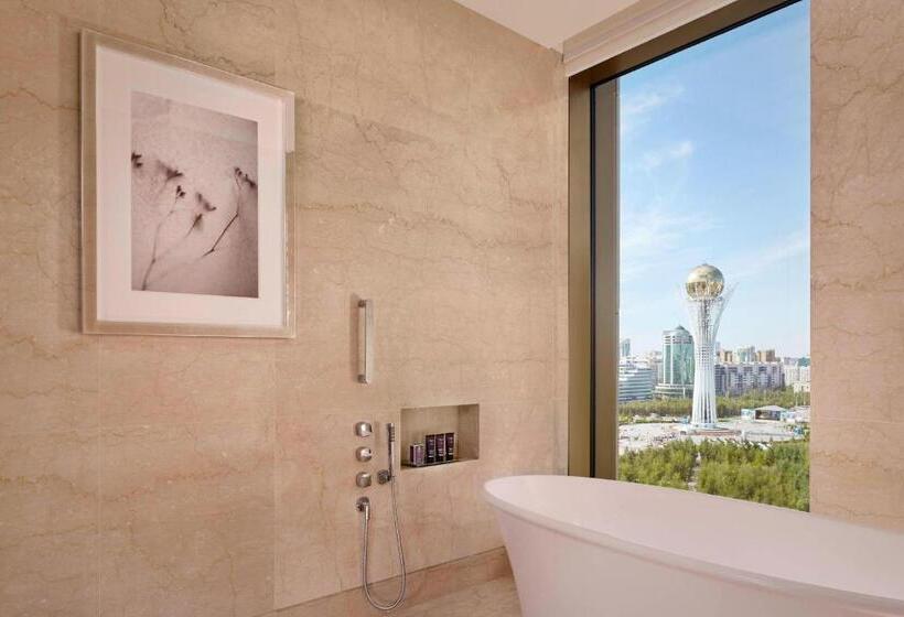 Suite Executive Letto King, The Ritzcarlton, Astana