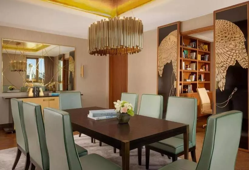 سوئیت کلاب, The Ritzcarlton, Astana