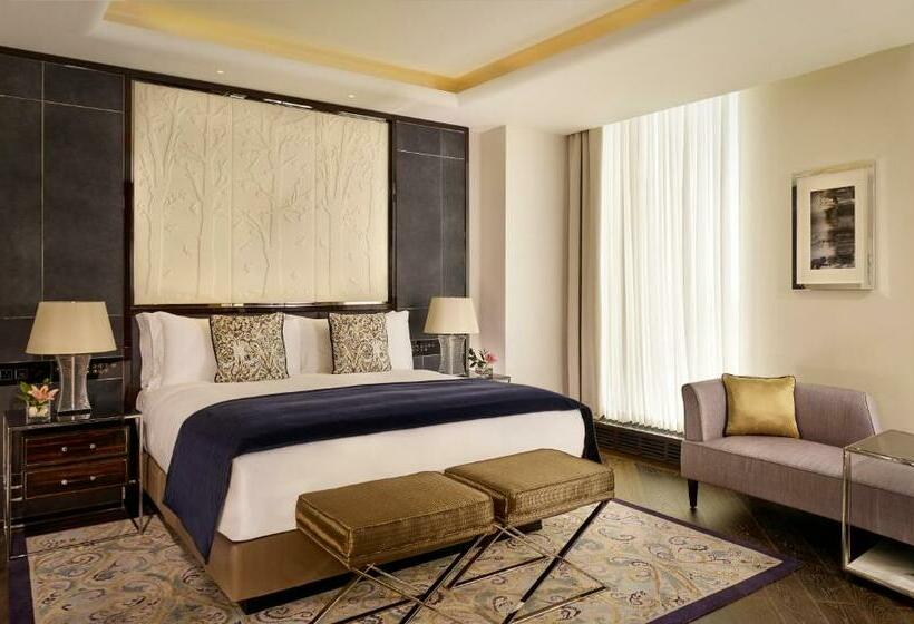 Camera Club Letto King, The Ritzcarlton, Astana