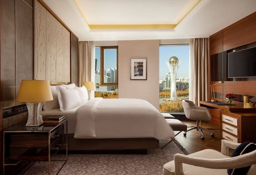 Suite Executive, The Ritzcarlton, Astana