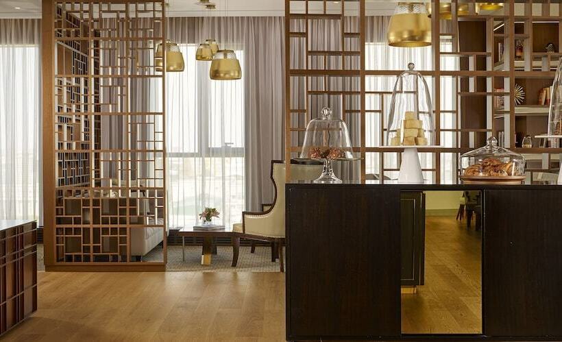 Suite Club, The Ritzcarlton, Astana