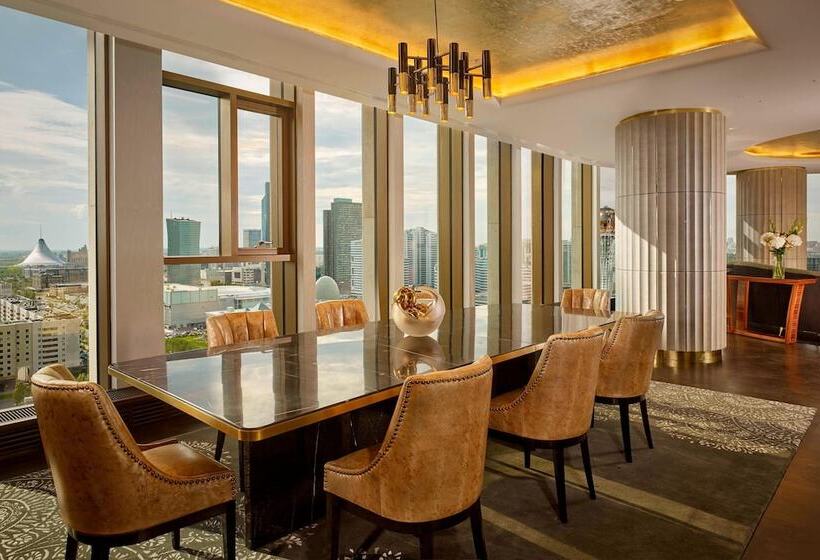 Suite Club, The Ritzcarlton, Astana