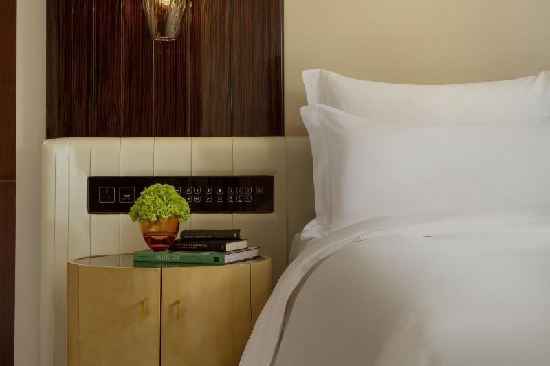 Suite Club, The Ritzcarlton, Astana