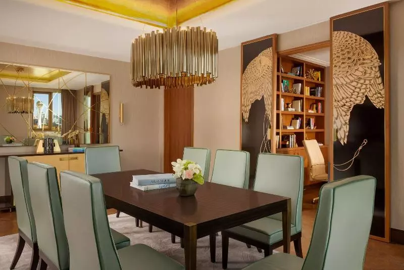 سوئیت کلاب, The Ritzcarlton, Astana