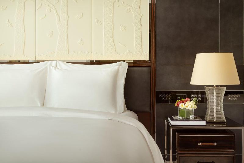 Camera Deluxe, The Ritzcarlton, Astana