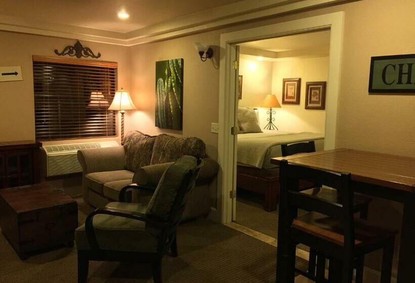 스위트 킹사이즈 침대, The Lodge On Route 66