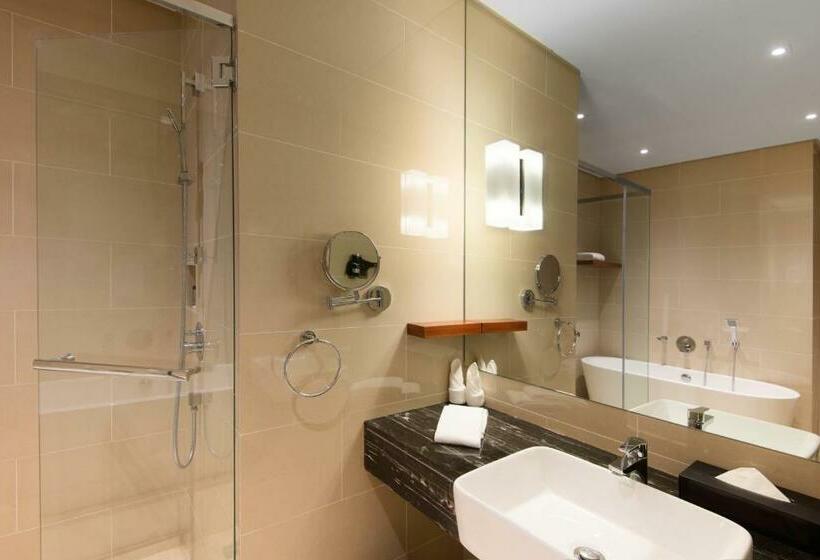 Executive Suite, Olive Tree