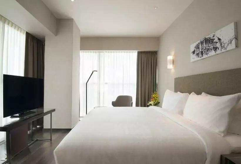 Quarto Deluxe, Olive Tree