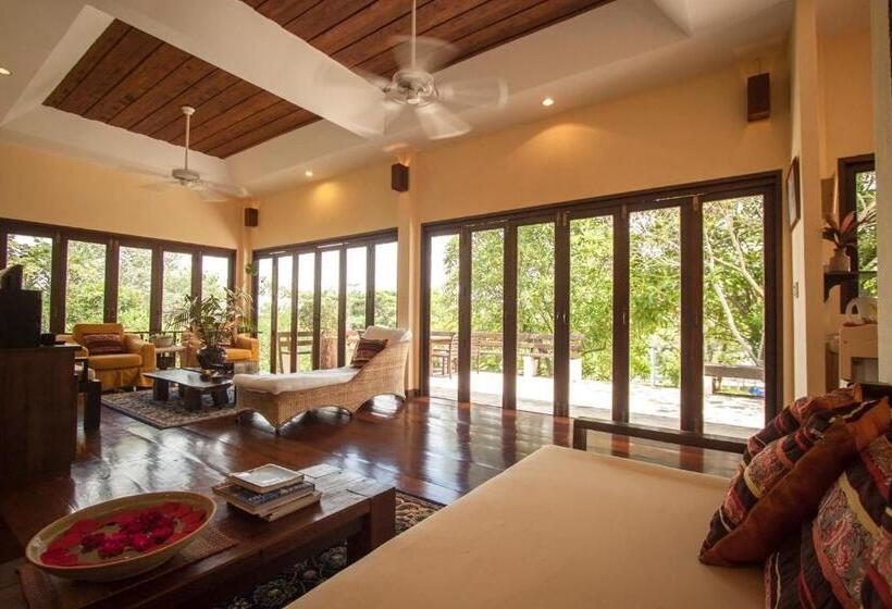 וילת 3 חדרי שינה עם בריכה, Villa Khao Phaengma