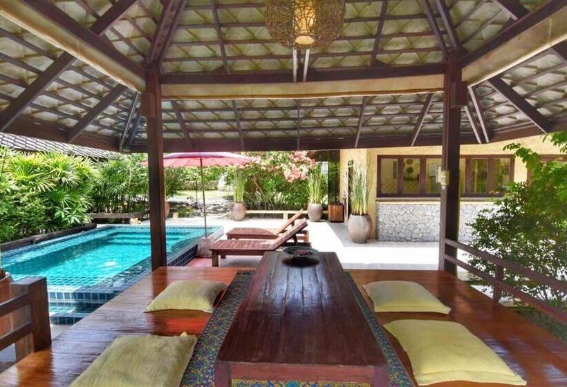 Вилла 3 Спальни с Бассейном, Villa Khao Phaengma