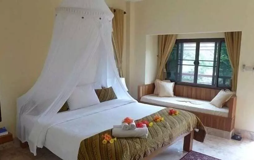 デラックスルーム, Villa Khao Phaengma