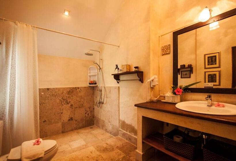 וילת 3 חדרי שינה עם בריכה, Villa Khao Phaengma