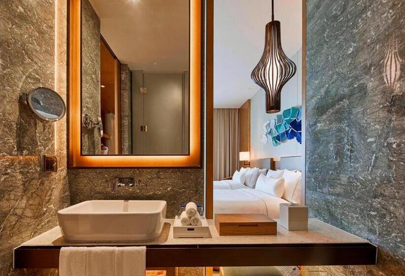 חדר דלוקס נוף לגינה, The Westin Shimei Bay Resort
