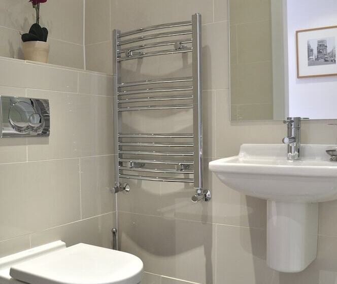 Апартаменты 1 Спальня, Tower Bridge Superior Apartments