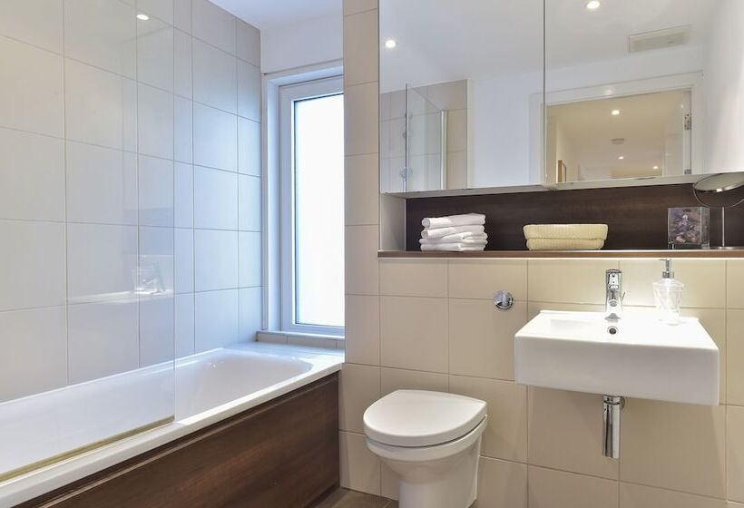 Апартаменты 1 Спальня, Tower Bridge Superior Apartments