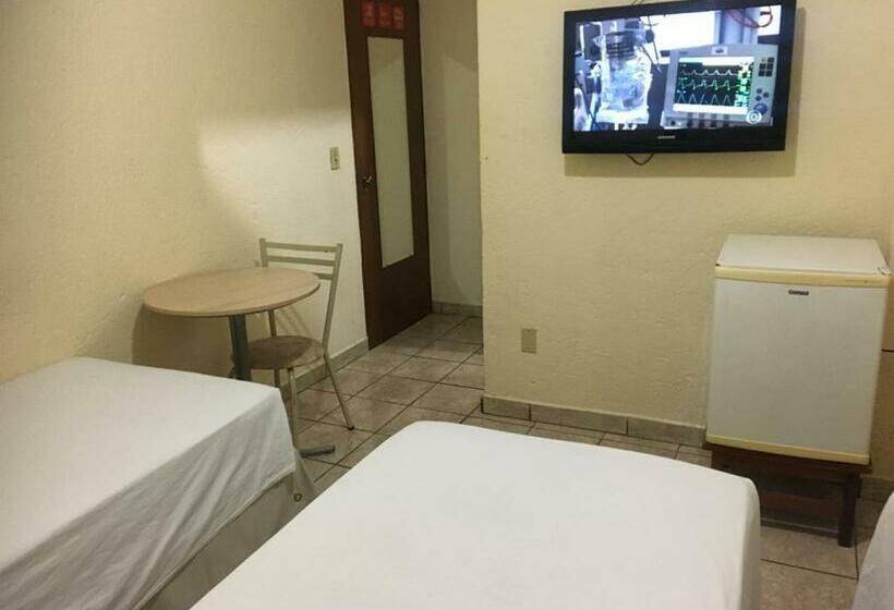 스탠다드 트리플 룸, Center Ribeirão