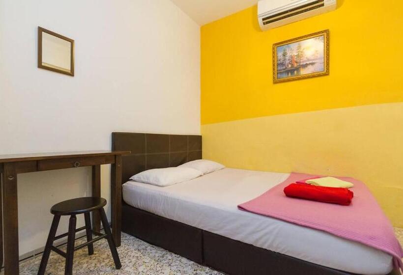 חדר סטנדרט חדר אמבטיה משותף, Cocoa Mews Cafe & Homestay   Hostel