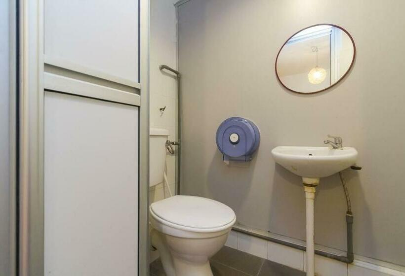 חדר סטנדרט חדר אמבטיה משותף, Cocoa Mews Cafe & Homestay   Hostel