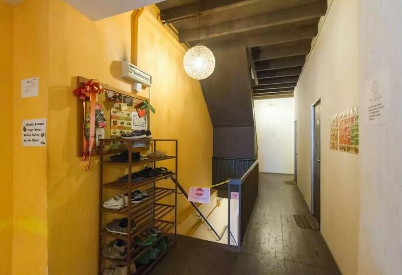 חדר סטנדרט חדר אמבטיה משותף, Cocoa Mews Cafe & Homestay   Hostel