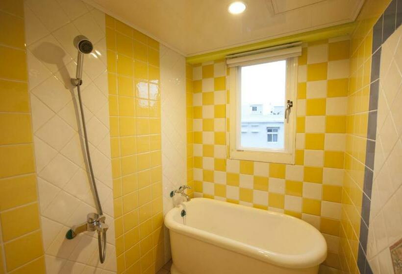 اتاق لوکس, Wonderful Kenting Hostel