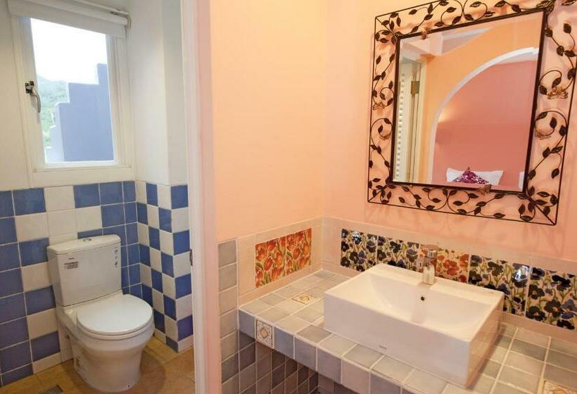 اتاق استاندارد سه نفره, Wonderful Kenting Hostel