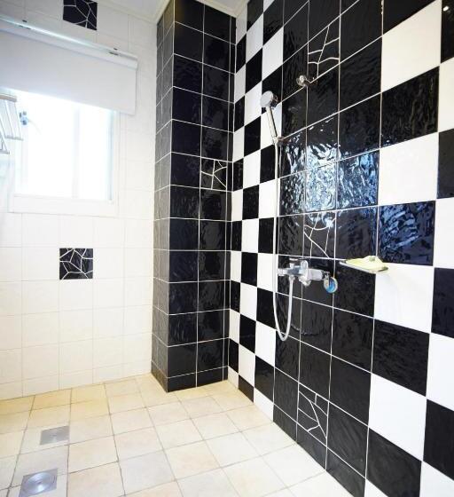 سوییت خانوادگی, Wonderful Kenting Hostel