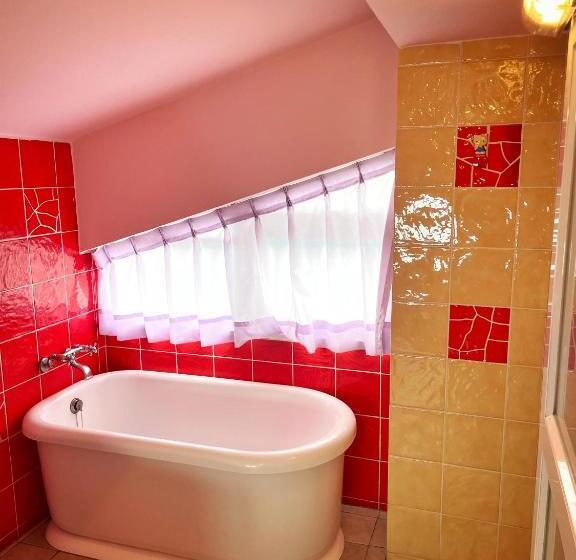 اتاق استاندارد با بالکن, Wonderful Kenting Hostel