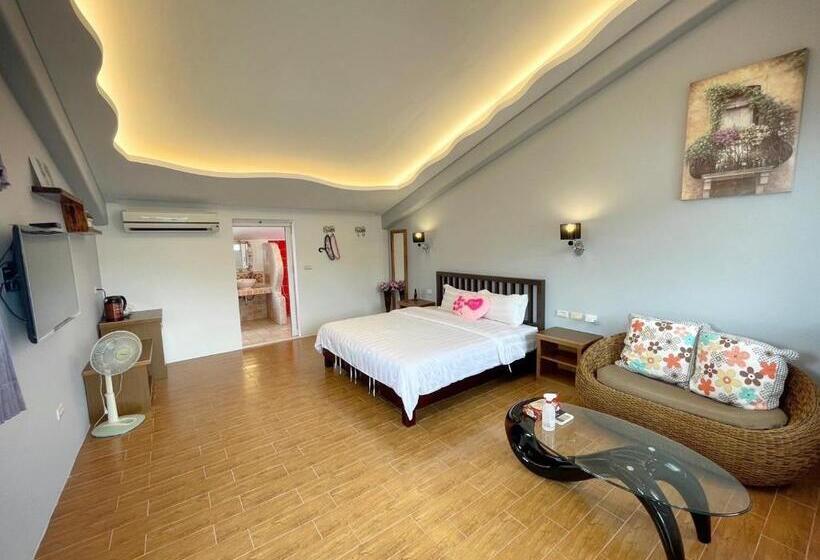 اتاق استاندارد با بالکن, Wonderful Kenting Hostel