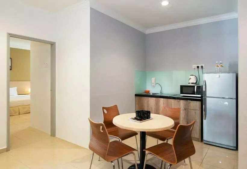 آپارتمان لوکس 2 خوابه, Golden View Serviced Apartment