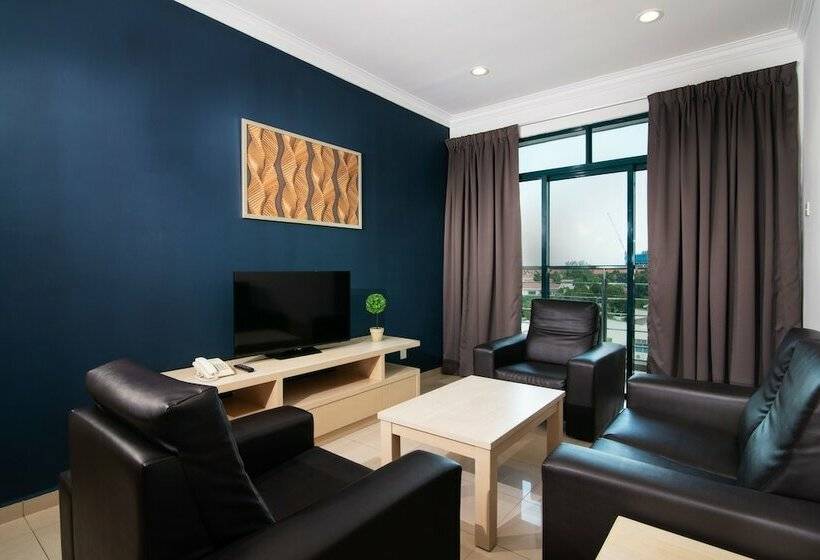 带3个卧室的高级公寓, Golden View Serviced Apartment