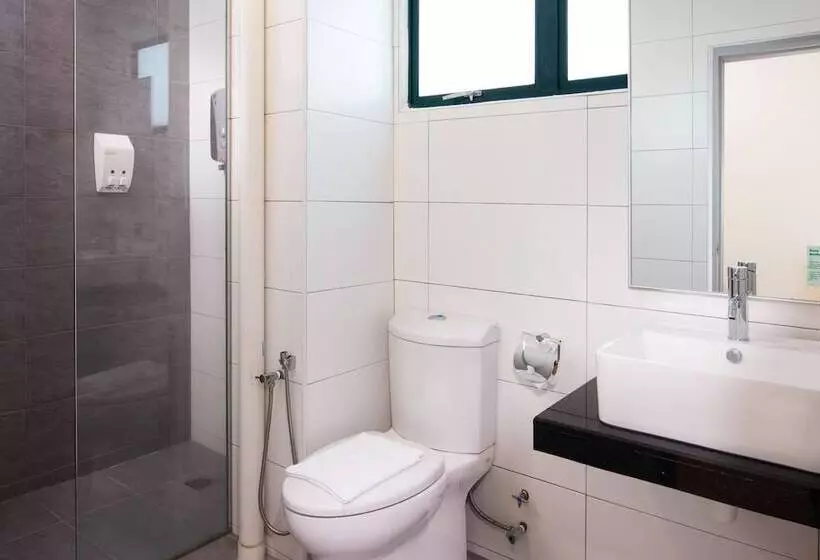 آپارتمان دلوکس 3 خوابه, Golden View Serviced Apartment
