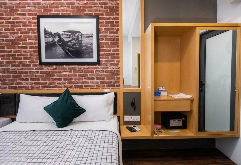 디럭스 4인 룸, B Street