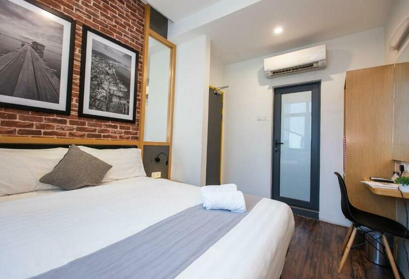 수피리어 룸, B Street