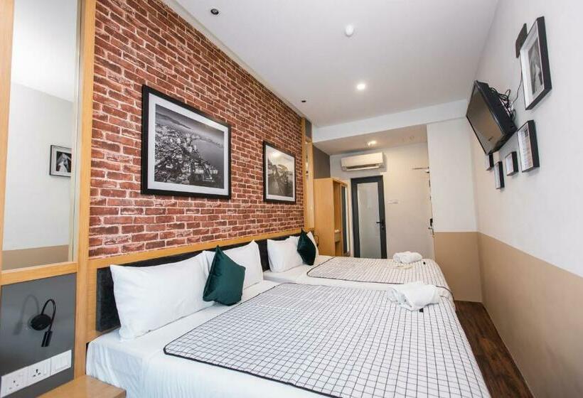 디럭스 4인 룸, B Street