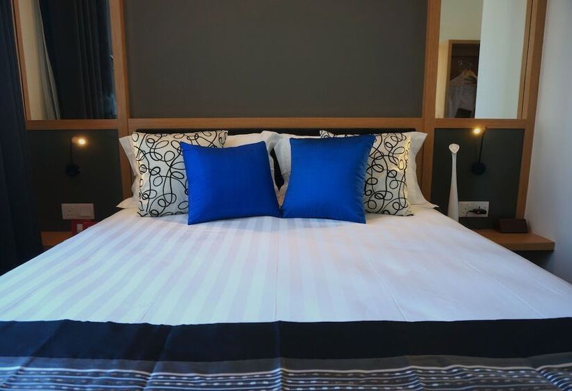 수피리어 룸, B Street