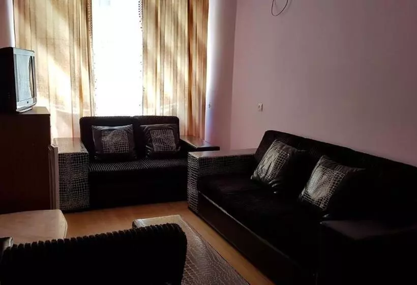 اتاق استاندارد سه نفره, Del Mar
