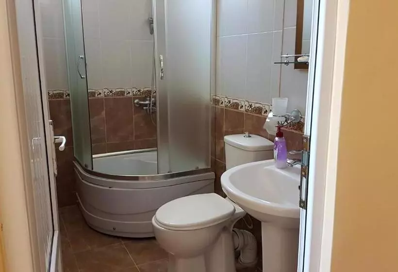 اتاق استاندارد چهار تخته با چشم‌انداز دریا, Del Mar