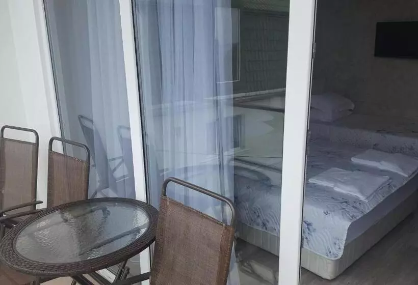 اتاق سوپریور با چشم‌انداز دریا, Del Mar