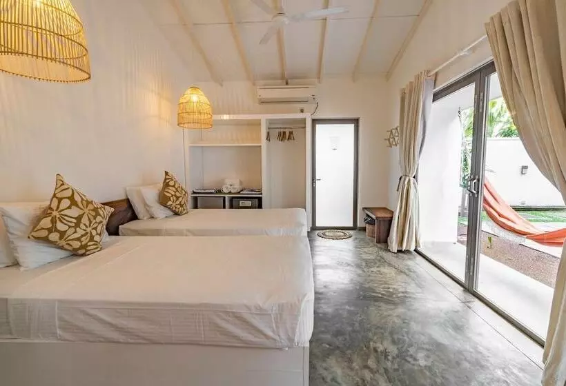 Superior-huone, Global Surf Lodge Kabalana