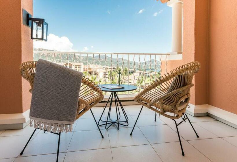 Triple Room Sea View, De L Esterel Pierre & Vacances