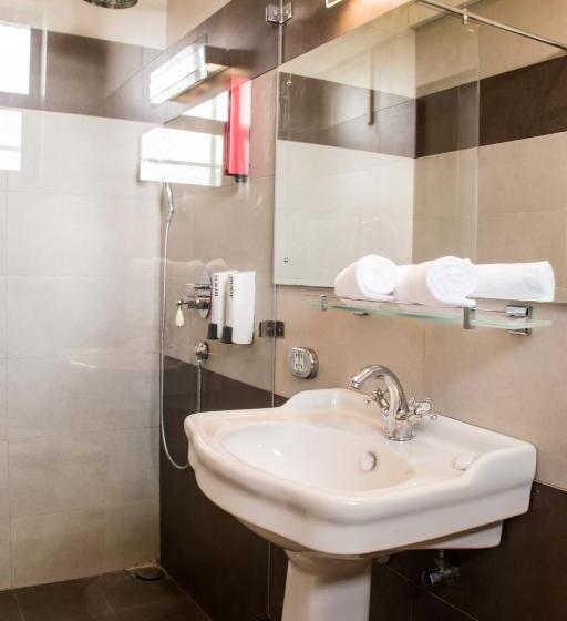 Triple Room Sea View, J Ambalangoda