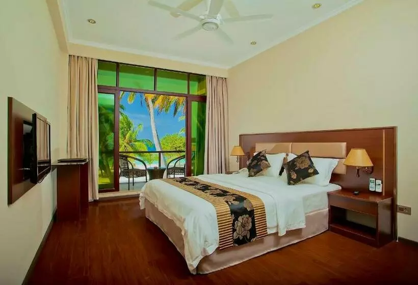 اتاق لوکس با بالکن و چشمانداز دریا, Kaani Beach