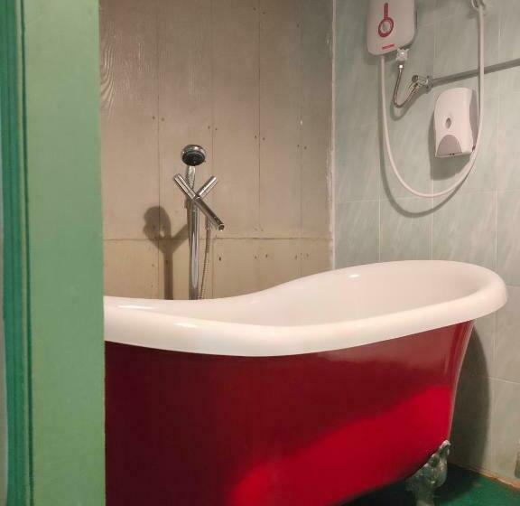 Familjerum, Lang Hoose