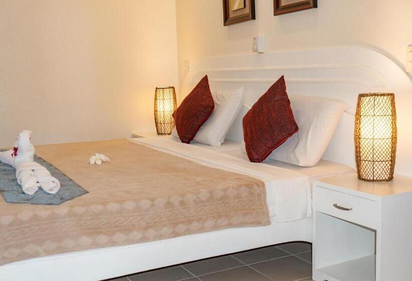 Quarto superior, Quo Vadis Dive Resort