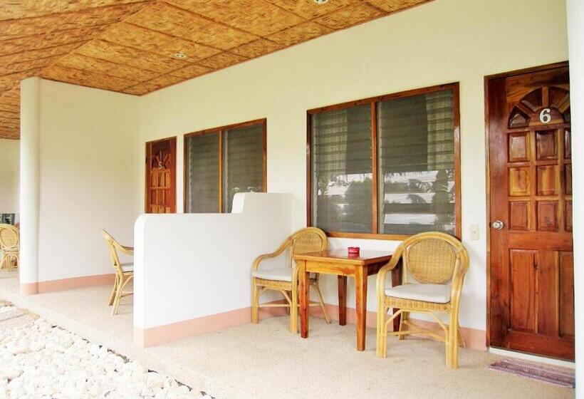 Quarto standart vista jardim, Quo Vadis Dive Resort