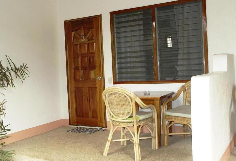 Номер Стандарт Вид на Сад, Quo Vadis Dive Resort
