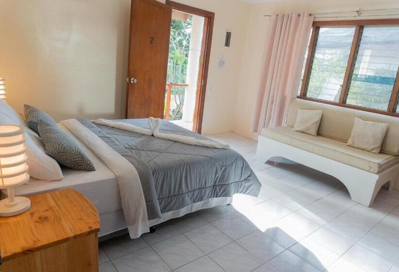 Bungalow Sandard, Quo Vadis Dive Resort